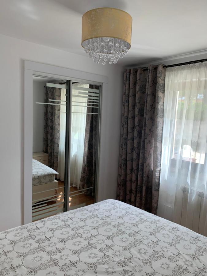 Apartament Micsunelelor Cu Parcare Privata Yaş Dış mekan fotoğraf
